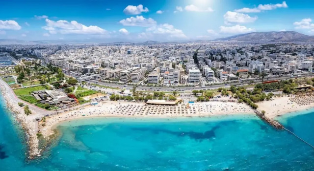 Sunny Coastal Escape in Alimos, Забронировать Апартаменты/квартира Алимос Афины