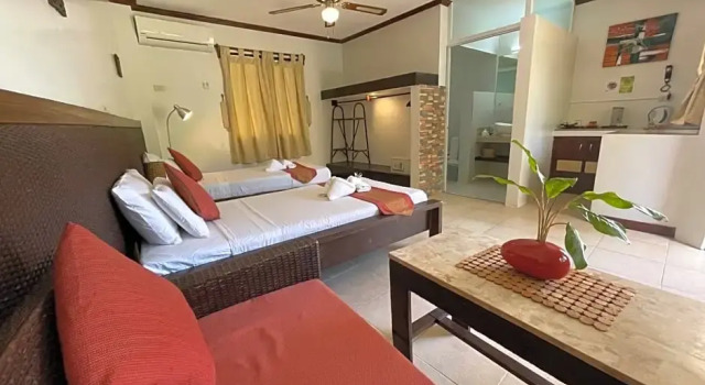 Двухместный номер Deluxe Palms Cove Resort