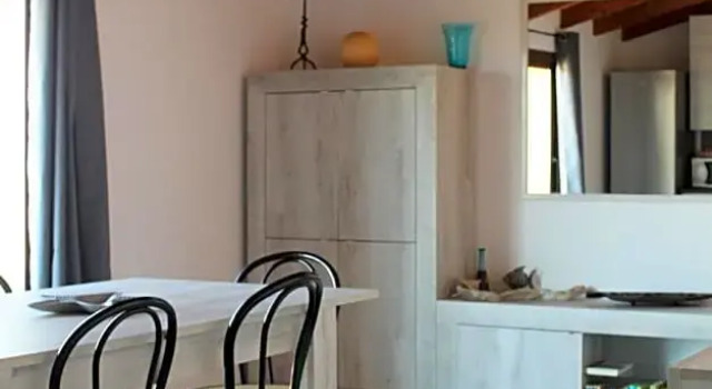 Villa le Bougainvillea, Забронировать Отель «постель и завтрак» Ла-Маддалена Maddalena Archipelago