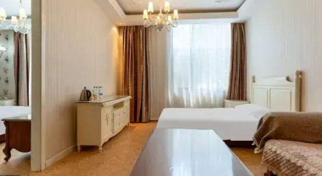 Люкс Deluxe He Yuyue   Hotel