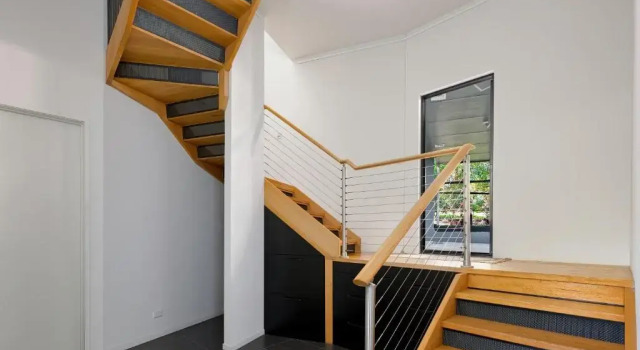 The Lake House and Ocean View Villa, Book Villa Montville Sunshine Coast