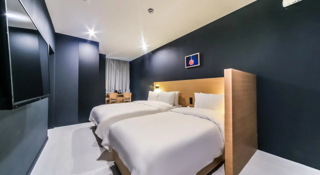Семейный номер Standard Mipo Oceanside Hotel