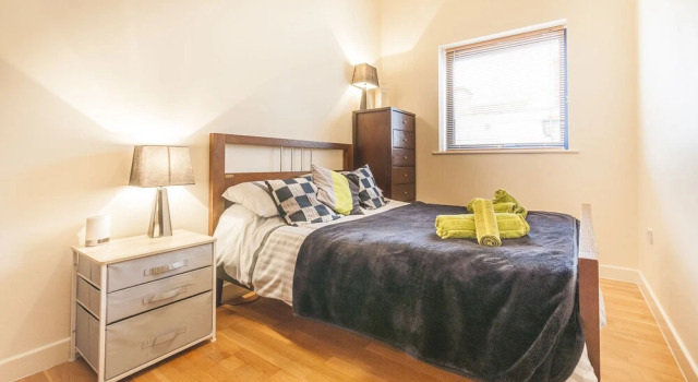 Апартаменты City Centre Spacious Apartment