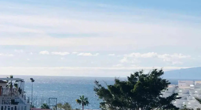 Апартаменты Ocean Garden suite 008 con jardín privado