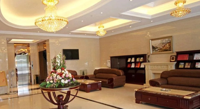Green Tree Inn Ningbo Train East Station Business Hotel