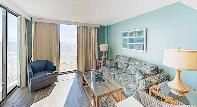 Oceanfront Crescent Sands Beach W/ Pool 3 Bedroom Condo