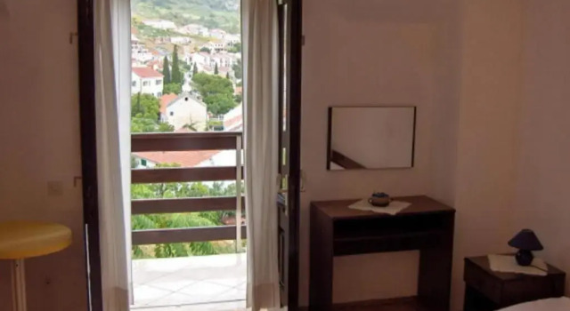 Студия с балконом и с видом на море Apartments Nadia