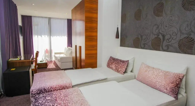 Четырёхместный номер Classic Classic Hotel Gala Split