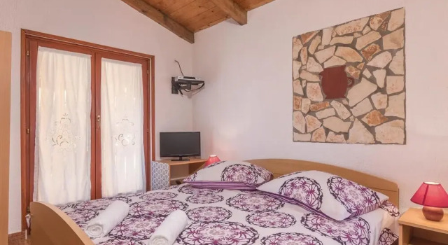 Nice Home in Visnjan With Wifi and 0 Bedrooms