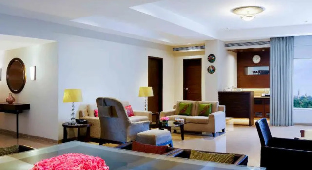 Номер Standard Grand Mercure Vadodara Surya Palace
