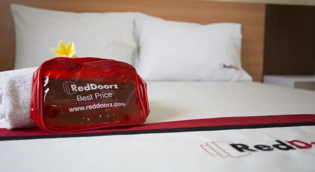 RedDoorz @ Veteran, Book Hotel Yogyakarta Yogyakarta Province