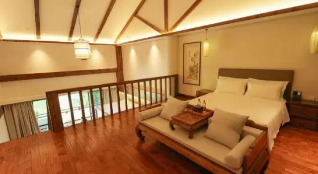 Люкс Lotus Yard Zen Hotel