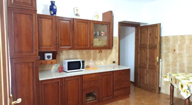 Апартаменты с 2 комнатами Appartamento in campagna tra mare e montagna