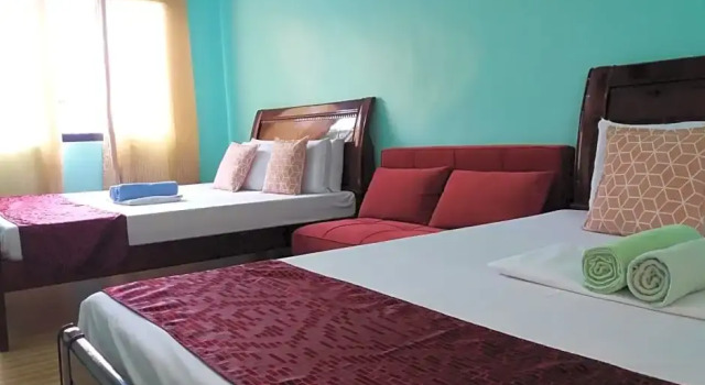 Семейный номер Deluxe с красивым видом из окна Sascha’s Resort Oslob