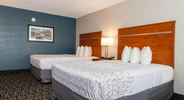 Четырёхместный номер Standard Twin Mountain Inn & Suites