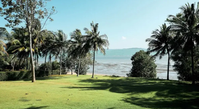 Вилла Villa Lyra Phuket 4bdr Beachfornt Villa