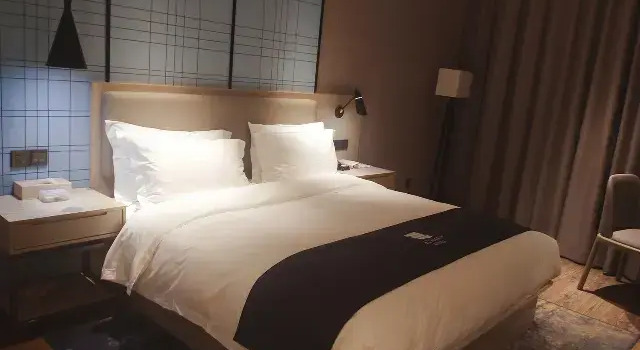 Люкс Echarm Hotel Liuzhou Railway Station