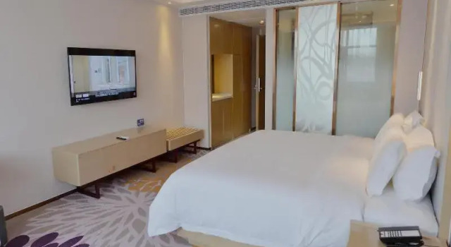 Lavande Hotels· Xingyi Jushan Avenue, Book Hotel 3-stjernede hoteller i Qianxinan, 3*