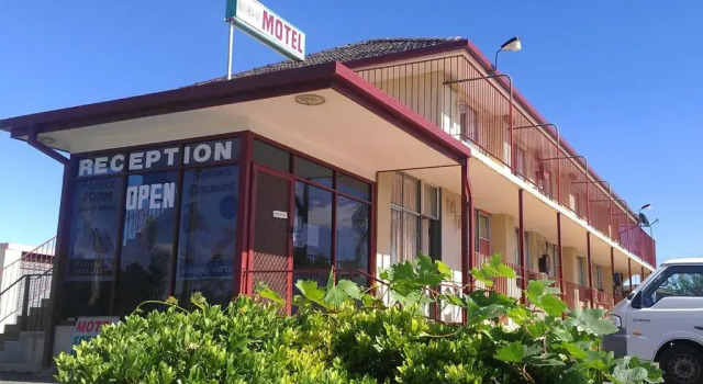 Goolgowi Highway Motel, Забронировать Мотель Гулгови Riverina