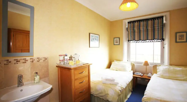 The SandCastle Guest House, 予約 ゲストハウス ローストフト The Broads