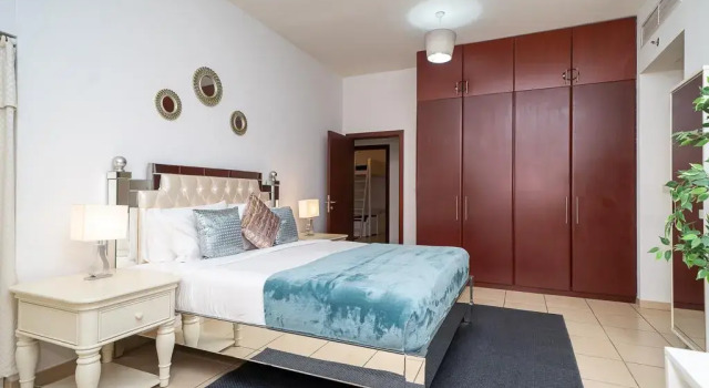 Elegant 3 bedroom ideal for families, Забронировать Отель Дубай Эмират Дубай, рядом с Dubai Marina Yacht Club