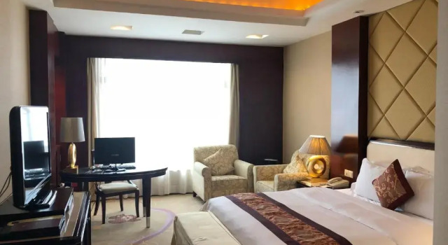 Люкс c 1 комнатой Hui Hua International Hotel Dongguan