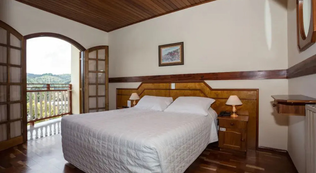 Номер Standard с балконом Hotel Leão da Montanha