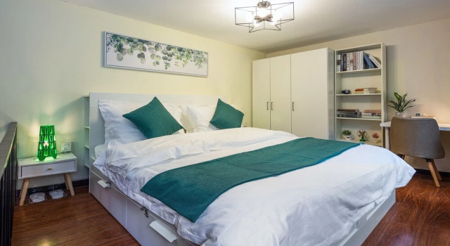 Beijing Pomegranate Yard Homestay, Book Hotel Beijing Beijing Area