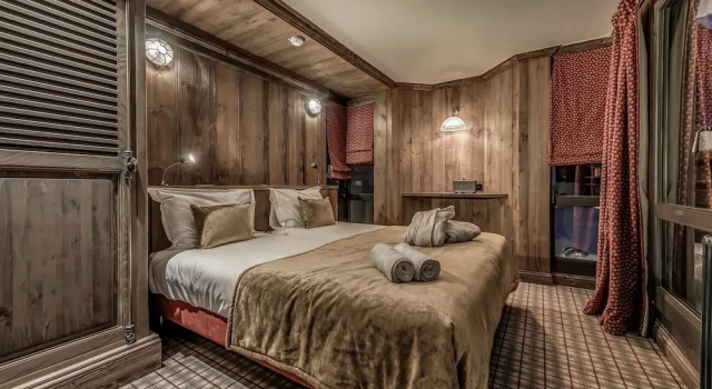 Четырёхместный номер Standard с балконом Hotel & Spa Le Val dIsère