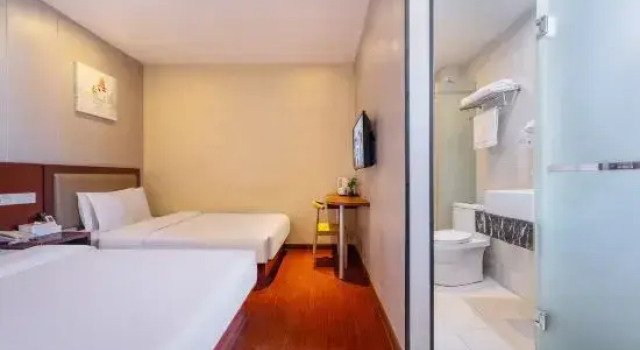 Семейный номер Standard Jinghai Hotel Yantai
