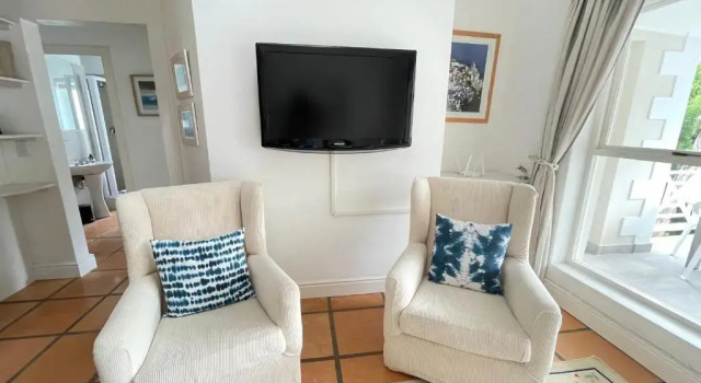 Апартаменты The River Club Loft - 6 sleeper, Swimming Pool, 2 min to Robberg Beach