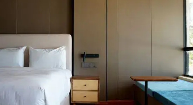 Люкс HanTing Hotel (Liyang Babai Ban Shanghe City)