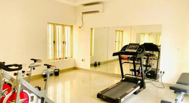 3 bedrooms luxury apartments with pool lekki phase 1, Prenota Appartamento Hotel a Eti-Osa con parcheggio, Parcheggio