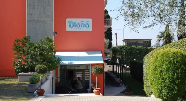 Hotel Diana