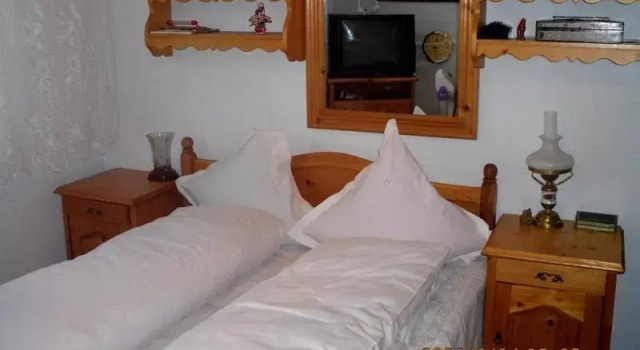 Pension La Bunica, Rezerwuj Hotel Hîrtoape Jassy