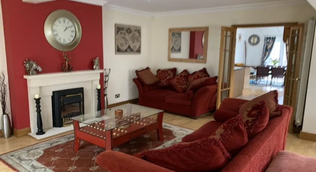 Коттедж 2-Bedroom Cottage with 2 Ensuites - Sleeps 6 Wifi