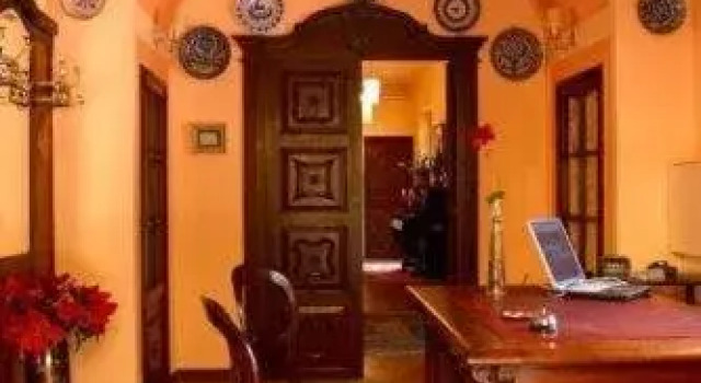 Hotel Torre Marti, Buchen Sie Hotel Sant Julia de Vilatorta 