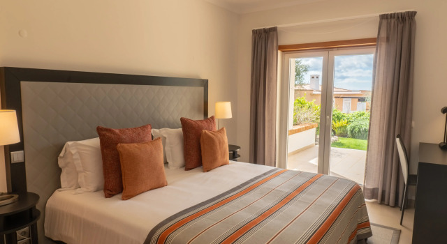Vale da Ribeira Residences, Забронировать Отель Отели Мешильоейра-Гранде 4 звезды, 4*