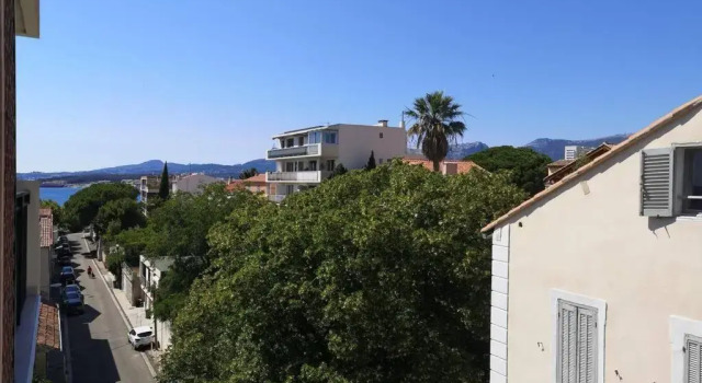 Studio Jungle au Mourillon, Забронировать Отель Тулон Var coast, рядом с Тулонский пляж