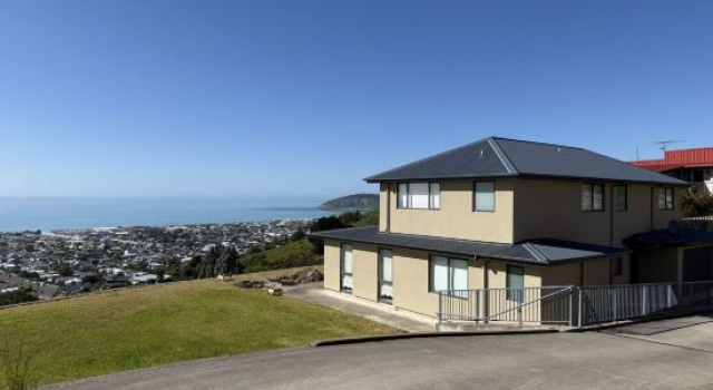 Panoramic Sea & Town View Oamaru 睁眼即见太平洋 I 躺观日月同辉, Забронировать Отель Отели Waitaki District с парковкой, Парковка