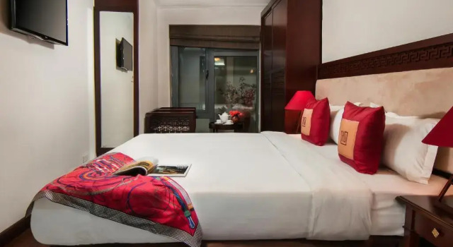 Двухместный номер Deluxe Au Coeur dHanoi Lakeside Hotel