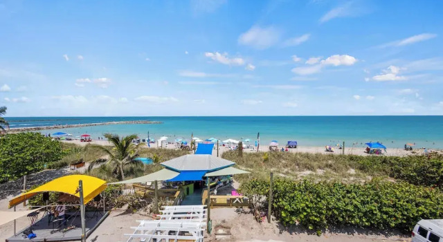 Oceanfront Inn Room #21- Ocean View Balcony, King Bed