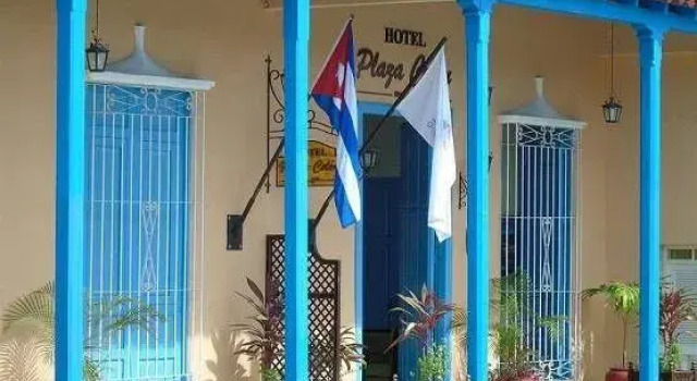 E Plaza Colon