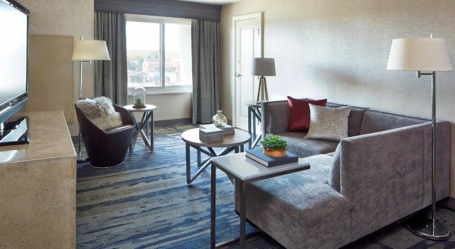 Люкс Rochester Airport Marriott