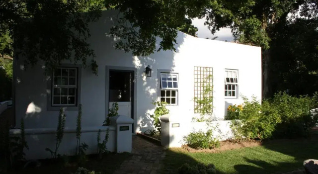 The Cottage on 55, Забронировать Дом для отпуска Отели Франсхук с завтраком, рядом с Huguenot Memorial Museum, Завтраки