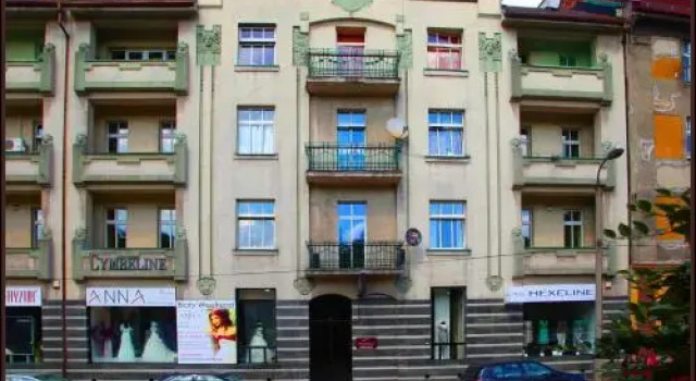 Hostel Katowice Centrum, Забронировать Хостел Недорогие отели Катовице, рядом с Medical University of Silesia, недорого