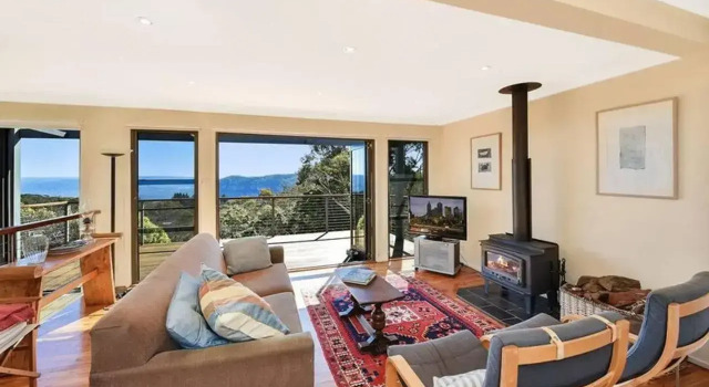 Narrow Neck Views