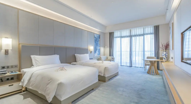 Двухместный номер Standard Qianhuazhou Hotel