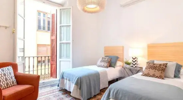 Fabulous Apartment Close to Commercial Area. Larios, Забронировать Апартаменты/квартира Апартаменты Малаги, рядом с Salamanca Market, Апартаменты/квартира
