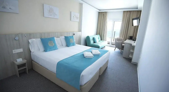 Sol Y Mar Hotel, Забронировать Отель Хавеа Коста-Бланка, рядом с Пляж Ареналь